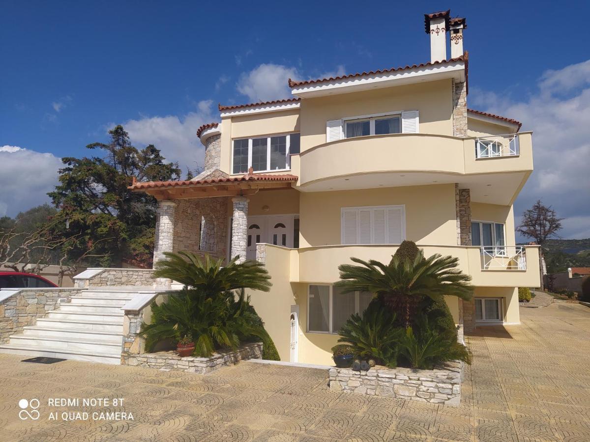 Villa Alkmini Near The Airport Враврона Екстериор снимка