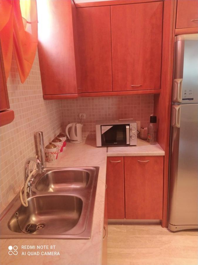 Villa Alkmini Near The Airport Враврона Екстериор снимка